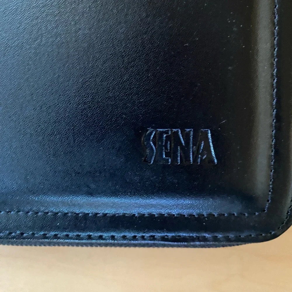 Padfolio Leather Zip Around Organizer